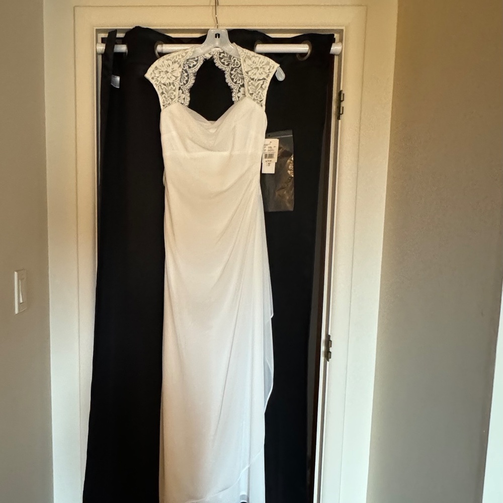 Davids Bridal - NWT